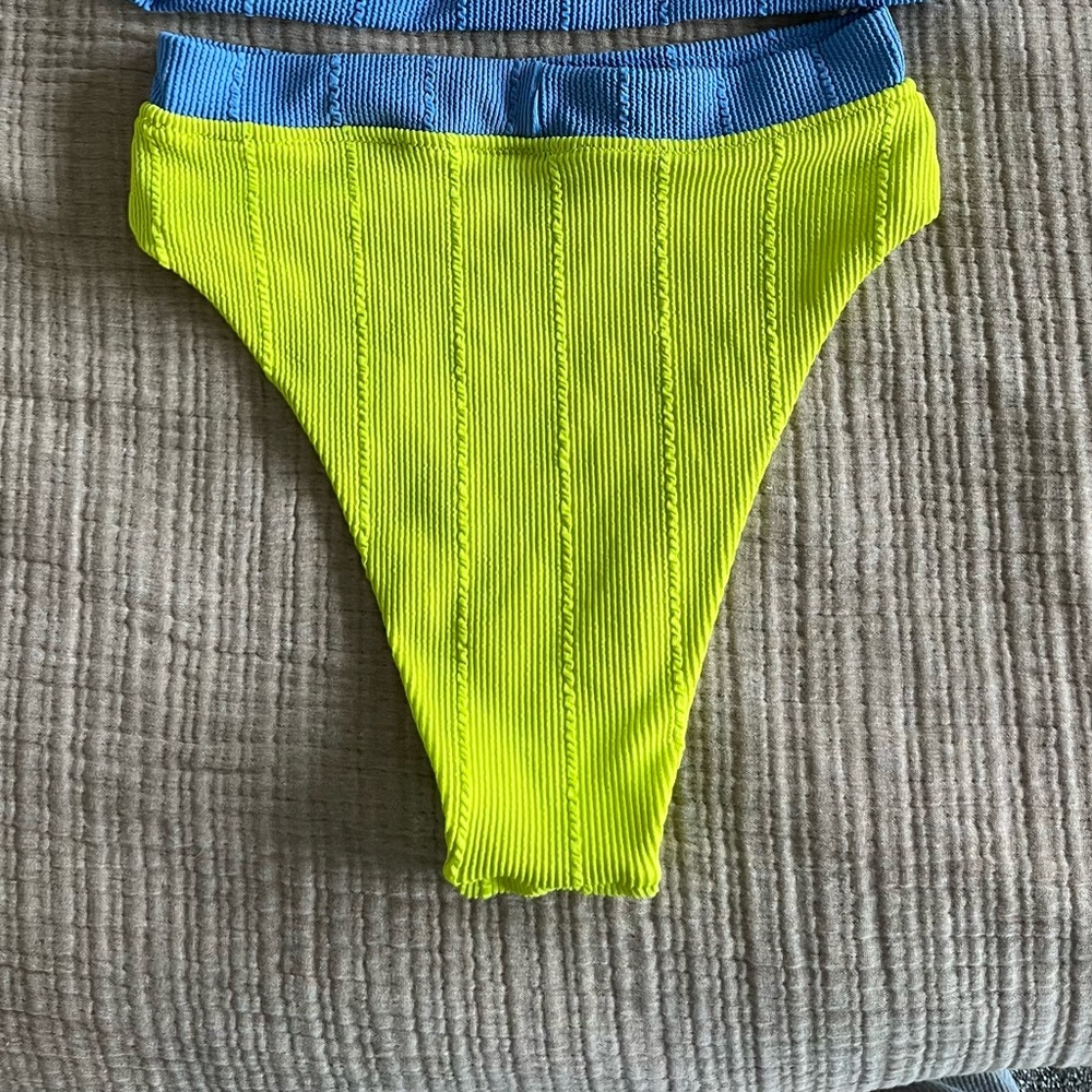 Aerie High Cut Cheeky Bottom Sz S Neon
